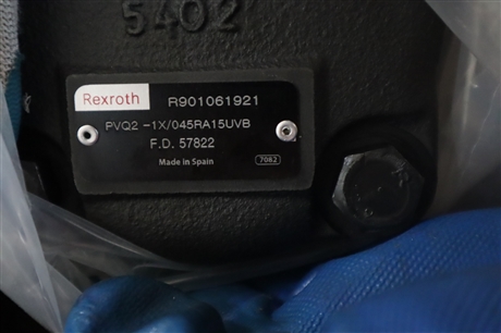 PVQ2-1X/045RA15UVB R901061921 力士乐REXROTH 叶片泵